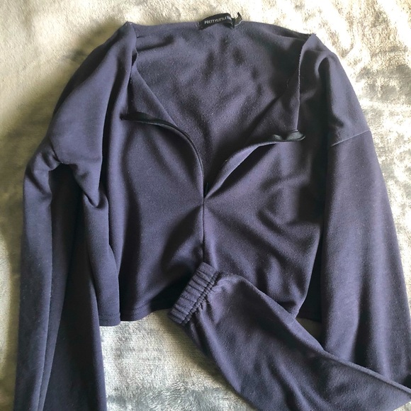 Sweater - Picture 1 of 2